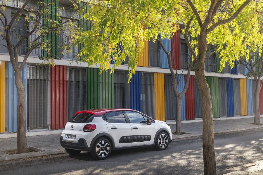  Citroen C3 2016 года  (фото 38 из 51)